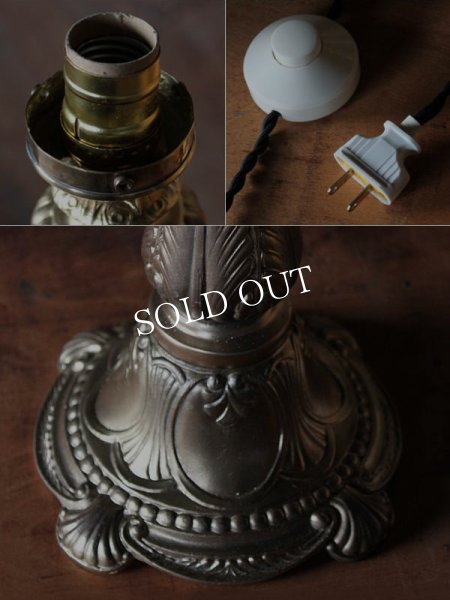 アンティークテーブルランプ｜吹きガラスフリルガラスシェードヴィクトリアン卓上照明