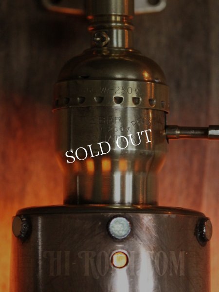 画像15: パドルスイッチ式ファットボーイソケット＆筒型シェード付真鍮製角度調整ブラケット/工業系スチームパンク壁面照明ウォールランプインダストリアルライト/ミシンライト (15)