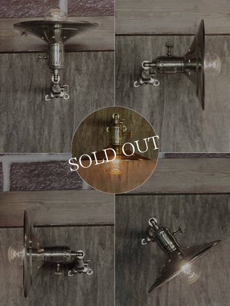 画像6: USAヴィンテージ工業系角度調整付き平型シェード真鍮ブラケットA/インダストリアル照明壁掛けランプ (6)