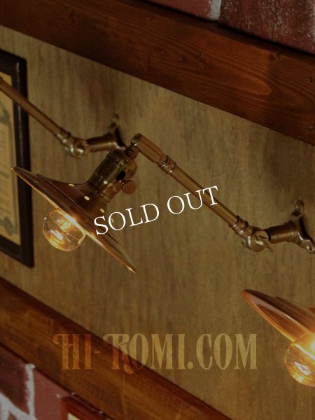 画像4: USAヴィンテージ工業系角度調整付き平型シェード真鍮ブラケットA/インダストリアル照明壁掛けランプ (4)