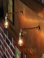 USAヴィンテージLEVITON社製ターン式ソケット付工業系真鍮ミニブラケットランプF/インダストリアル照明壁掛けライト 