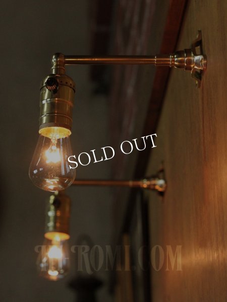 画像9: USAヴィンテージLEVITON社製ターン式ソケット付工業系真鍮ミニブラケットランプA/インダストリアル照明壁掛けライト  (9)