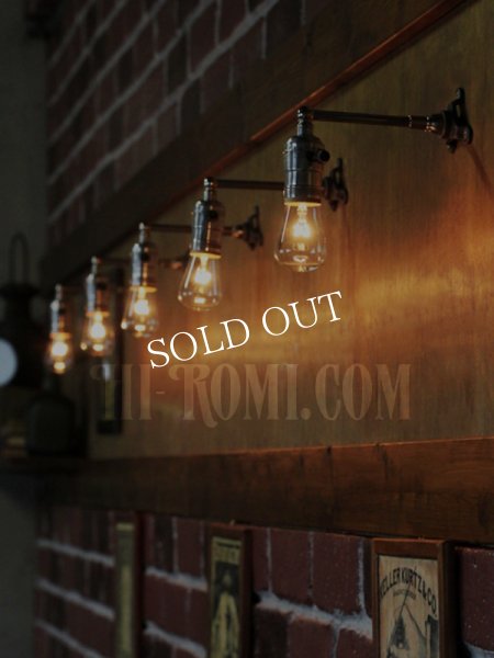 USAヴィンテージLEVITON社アルミ製ターン式ソケット付工業系ミニブラケットランプ/インダストリアル照明壁掛けライト 