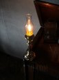 アンティークランプ｜ガラスチムニー火屋真鍮製卓上照明テーブルライト
