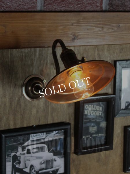 インダストリアル真鍮平皿シェードブラケットライト｜工業系壁掛け照明アンティーク