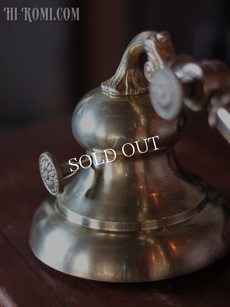 アンティークヴィクトリアンレリーフ真鍮製ブラケットライト｜壁掛け照明