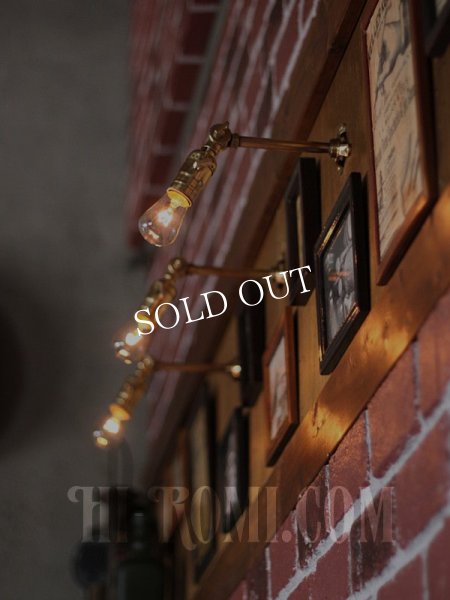 インダストリアル照明｜角度調整付真鍮工業ミニブラケットライト｜アンティークブラスウォールランプ