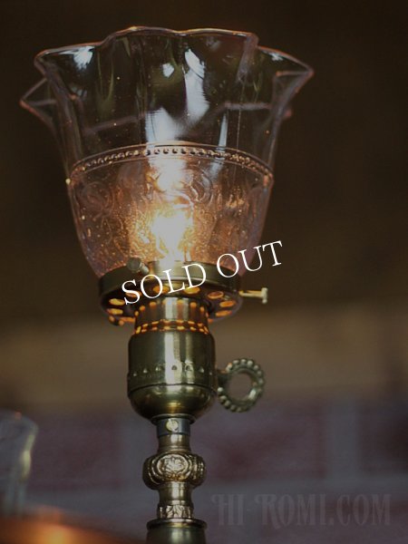 アンティークテーブルランプ｜ヴィクトリアンフリルガラスシェード卓上照明ライト