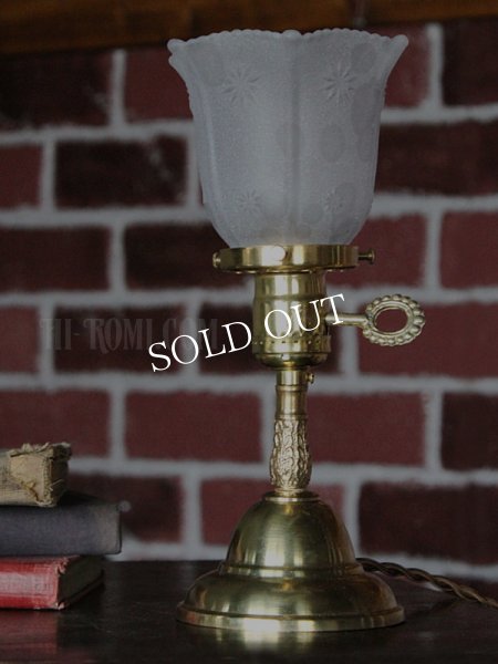 アンティークテーブルランプ｜ヴィクトリアンフロストガラスシェード卓上照明ライト