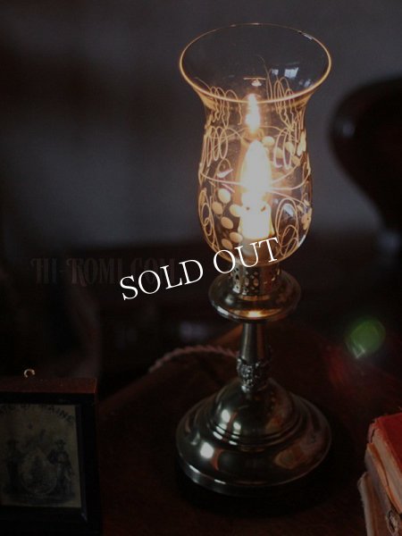 アンティークテーブルランプ｜真鍮製ガラスチムニー付き卓上照明テーブルライト