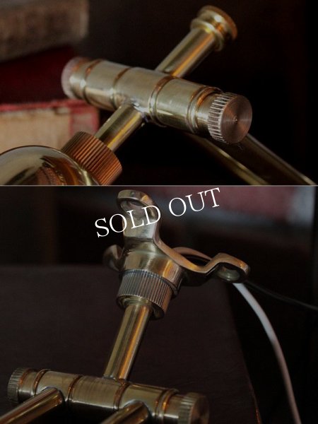 工業系真鍮製角度調整付ダブルアームブラケットライト壁掛け照明｜ベル型インダストリアルウォールランプ