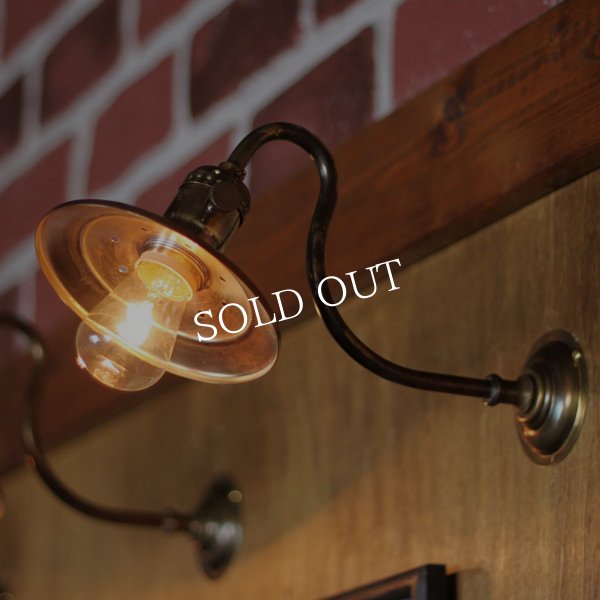 工業系壁掛け照明｜インダストリアル真鍮平皿シェードブラケットライト