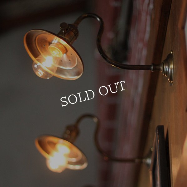 工業系壁掛け照明｜インダストリアル真鍮平皿シェードブラケットライト