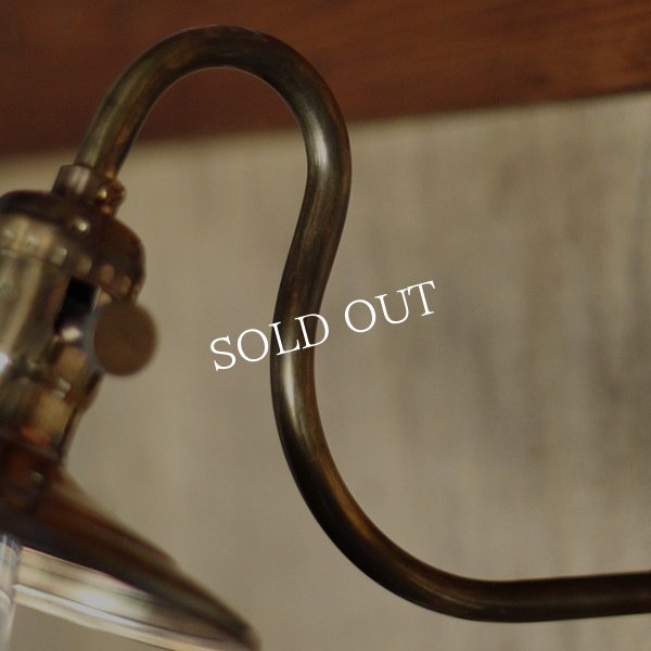 工業系壁掛け照明｜インダストリアル真鍮平皿シェードブラケットライト