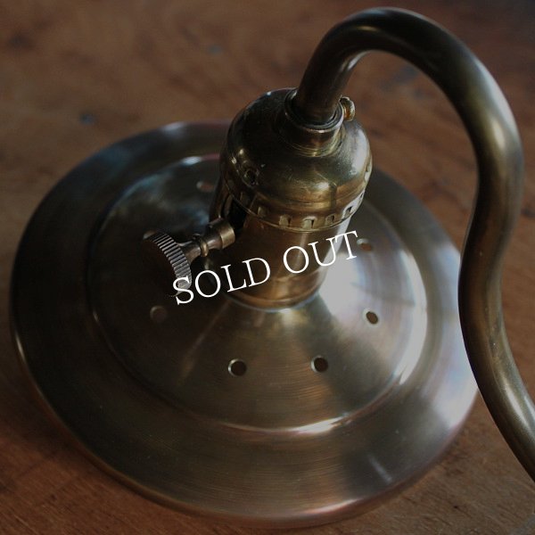 工業系壁掛け照明｜インダストリアル真鍮平皿シェードブラケットライト