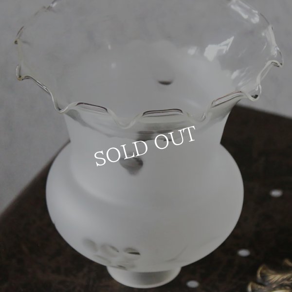 アンティークランプ｜フリルガラスシェードのテーブルライト照明