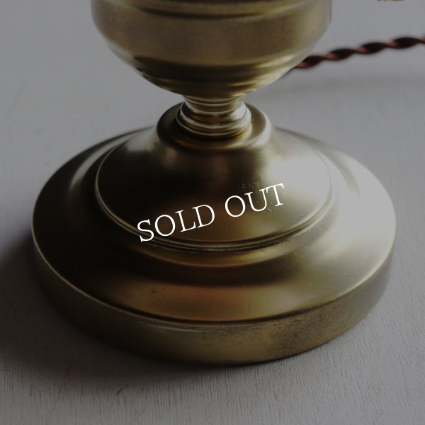 フロストガラス製フリルチムニー付テーブルランプ｜アンティーク卓上照明ライト