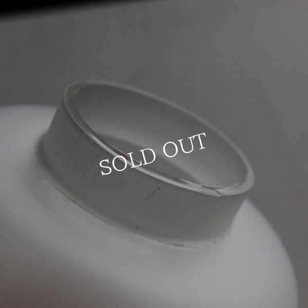 フロストガラス製フリルチムニー付テーブルランプ｜アンティーク卓上照明ライト