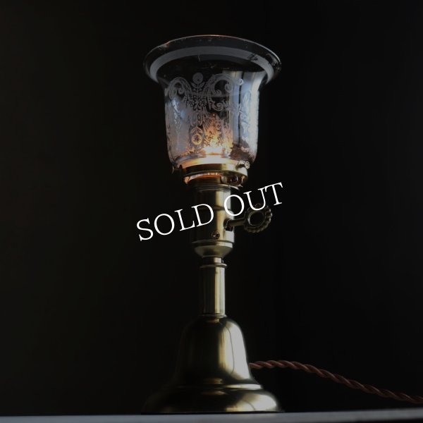 アンティーク真鍮製テーブルライト卓上照明｜USAヴィクトリアンガラスシェード&GE社製ソケット