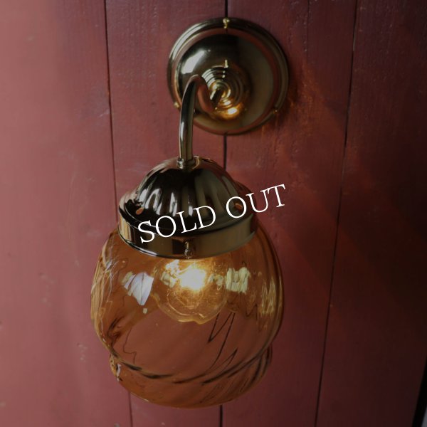 アンティーク照明｜ヴィンテージアンバーシェード付ブラケットライト