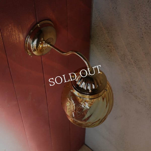 アンティーク照明｜ヴィンテージアンバーシェード付ブラケットライト