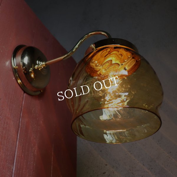 アンティーク照明｜ヴィンテージアンバーシェード付ブラケットライト