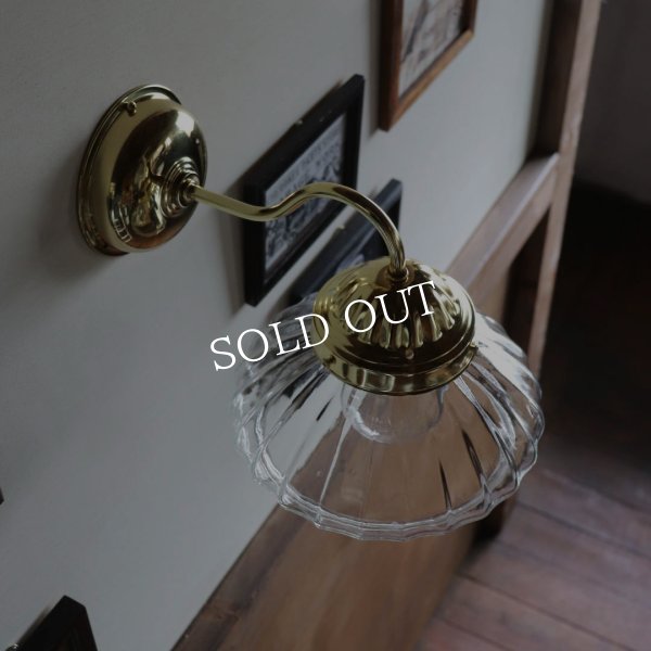 USAヴィンテージオニオンシェイプガラスシェード付ブラケットライト｜アンティーク壁掛け照明