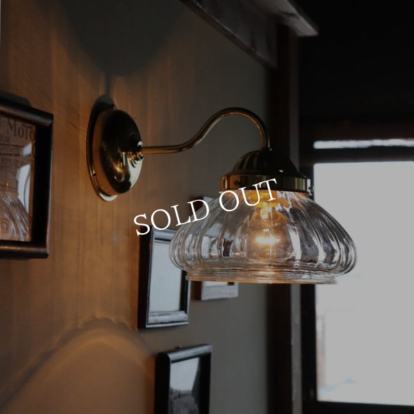 USAヴィンテージオニオンシェイプガラスシェード付ブラケットライト｜アンティーク壁掛け照明