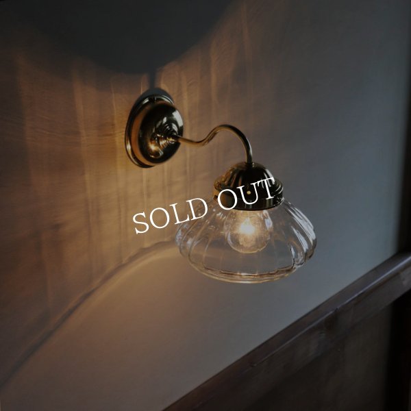USAヴィンテージオニオンシェイプガラスシェード付ブラケットライト｜アンティーク壁掛け照明