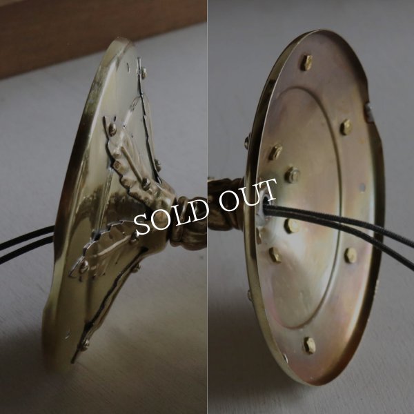 USAヴィンテージミルクガラスシェード付コロニアルブラケットライト｜アンティーク壁掛け照明