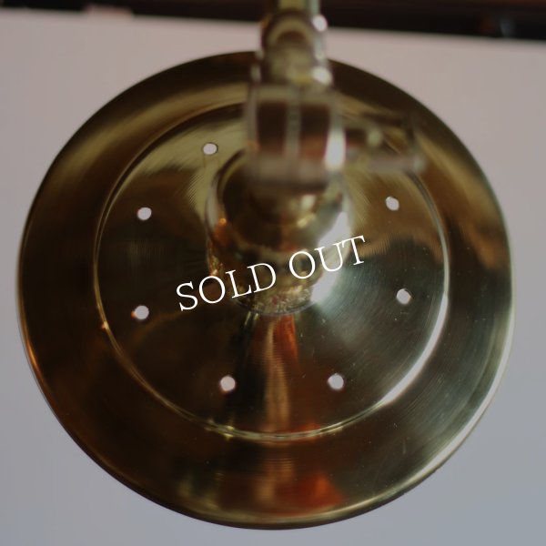 インダストリアルブラスブラケットライト｜工業系平皿シェード&角度調整付き壁掛け照明