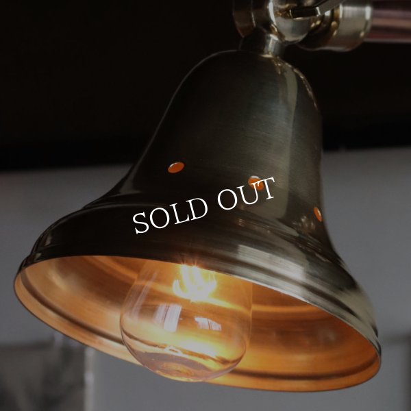 インダストリアルブラケットライト｜真鍮製山型シェード＆銅製配管工業系壁掛け照明