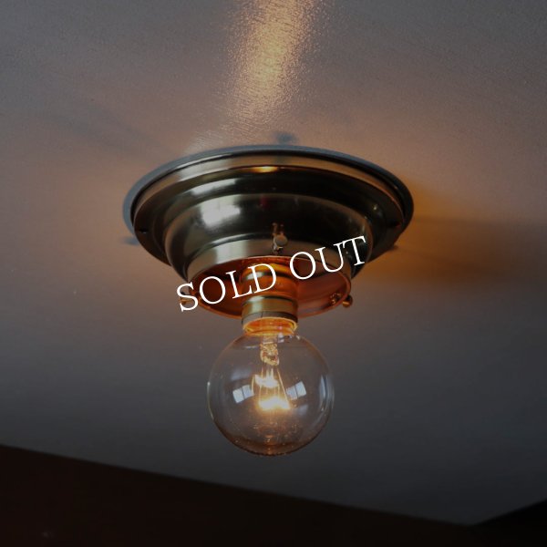 USAヴィンテージガラスシェード&真鍮製シーリングライト｜アンティーク天井照明