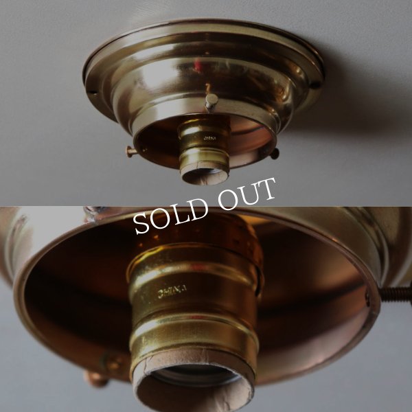 USAヴィンテージガラスシェード&真鍮製シーリングライト｜アンティーク天井照明