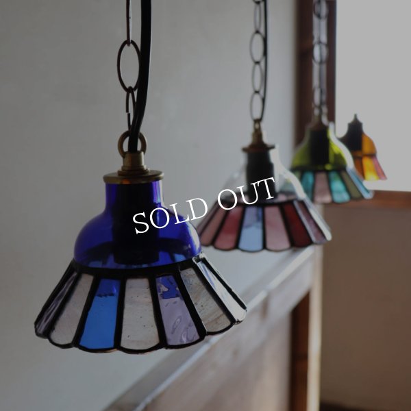 画像4: 【コバルトブルー・青系】ステンドグラスミニペンダントライト花型｜吊下げ照明・天井照明 (4)