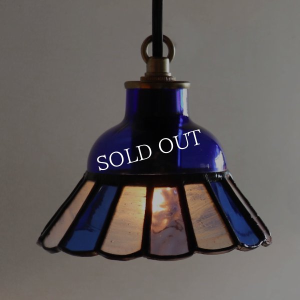 画像2: 【コバルトブルー・青系】ステンドグラスミニペンダントライト花型｜吊下げ照明・天井照明 (2)