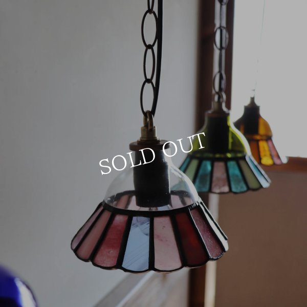 画像2: 【ピンク・青系】ステンドグラスミニペンダントライト花型｜吊下げ照明・天井照明 (2)