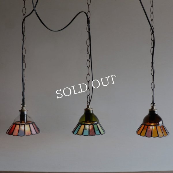 画像13: 【モスグリーン・緑系】ステンドグラスミニペンダントライト花型｜吊下げ照明・天井照明 (13)