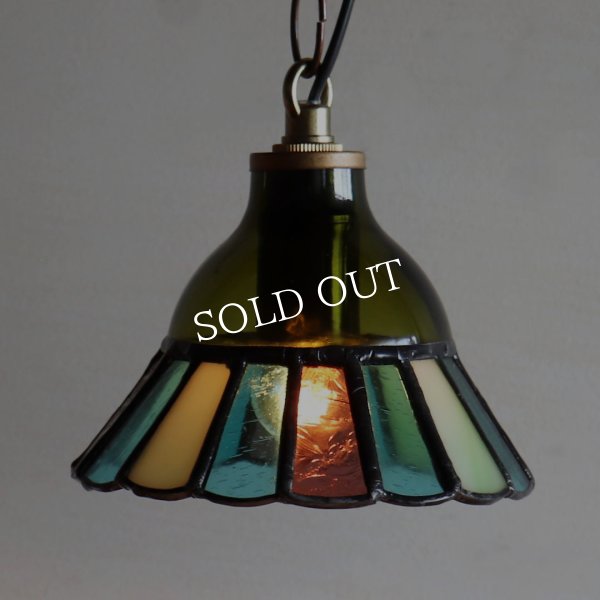 画像15: 【モスグリーン・緑系】ステンドグラスミニペンダントライト花型｜吊下げ照明・天井照明 (15)