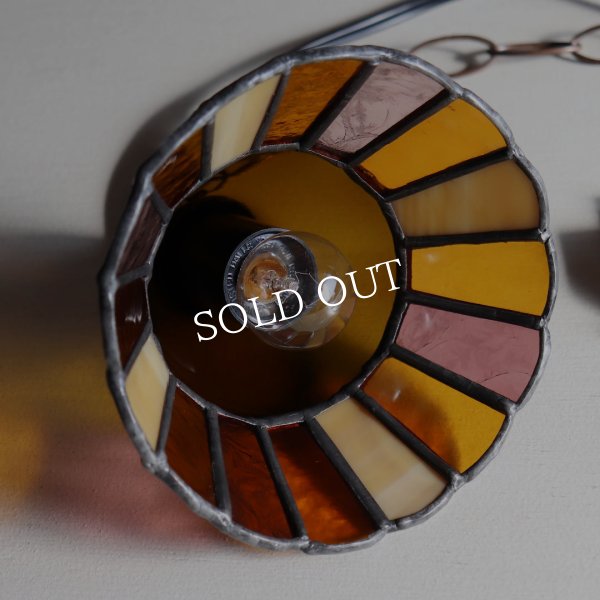 画像18: 【アンバー・琥珀系】ステンドグラスミニペンダントライト花型｜吊下げ照明・天井照明 (18)