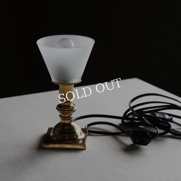 アンティーク卓上照明｜USAヴィンテージフロストガラスミニ真鍮製テーブルライト