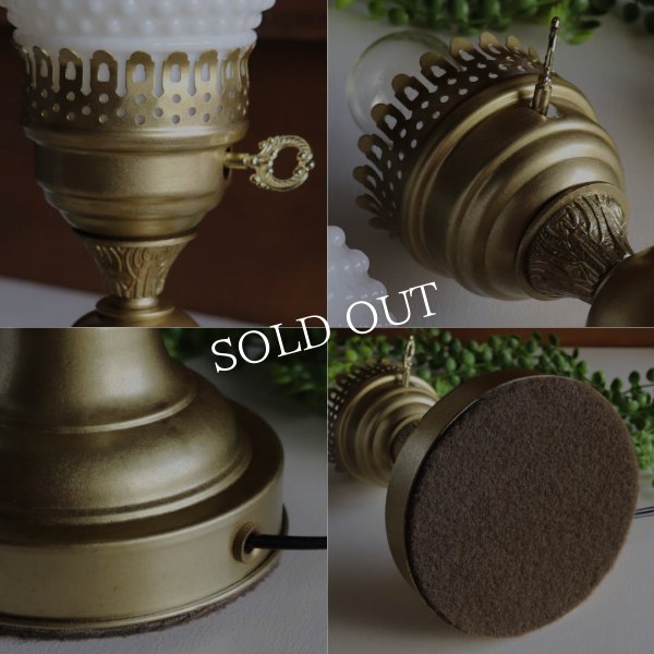 ミルクガラスホブネイルフリルシェードテーブルライト｜アンティーク卓上照明USAヴィンテージ・ミッドセンチュリー