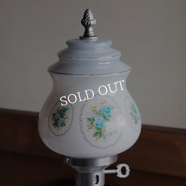 ミルクガラスブルーローズテーブルライト｜アンティーク卓上照明/青薔薇/水色/USAヴィンテージ