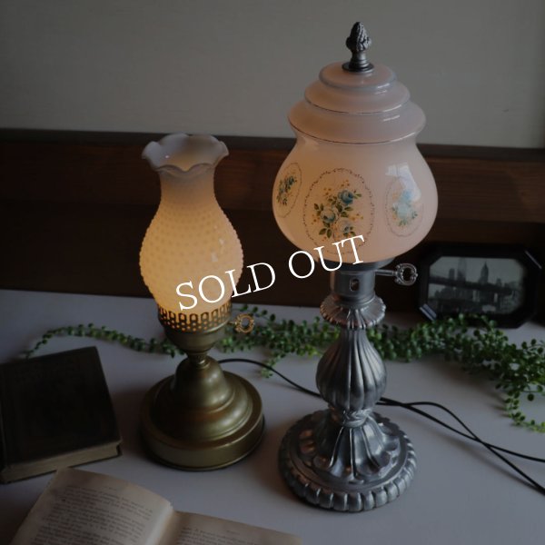 ミルクガラスブルーローズテーブルライト｜アンティーク卓上照明/青薔薇/水色/USAヴィンテージ