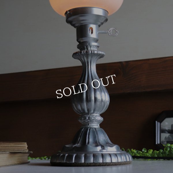 ミルクガラスブルーローズテーブルライト｜アンティーク卓上照明/青薔薇/水色/USAヴィンテージ