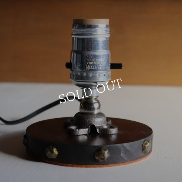 スチームパンクミニテーブルライト｜インダストリアル卓上照明ヴィンテージソケット付