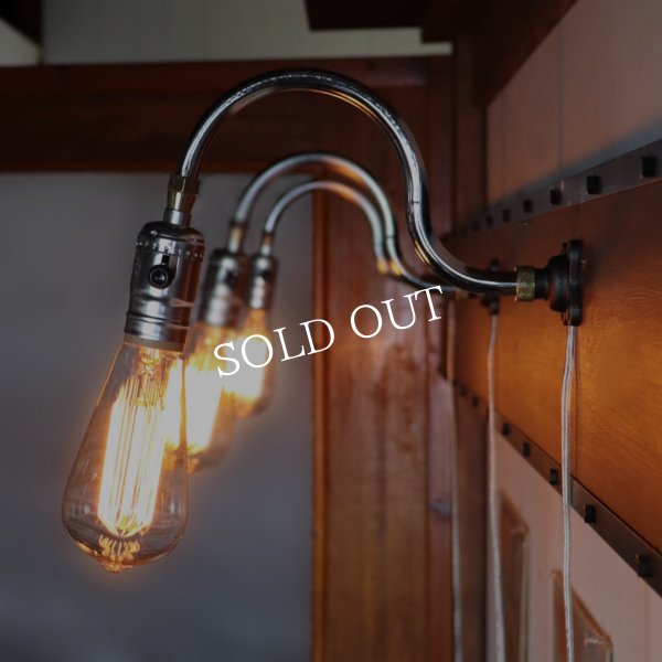 【S字横型】【取付け工事不要】インダストリアルブラケットライト|工業系シンプル壁面照明