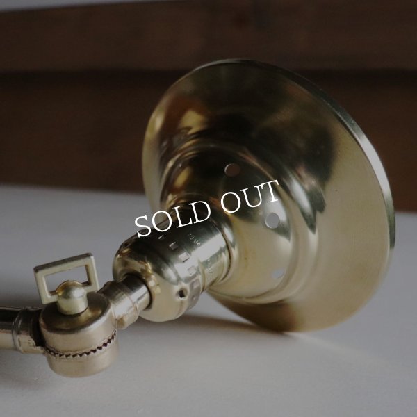 ヴィンテージミニシェード付き真鍮製インダストリアルブラケットライト｜工業系壁掛け照明