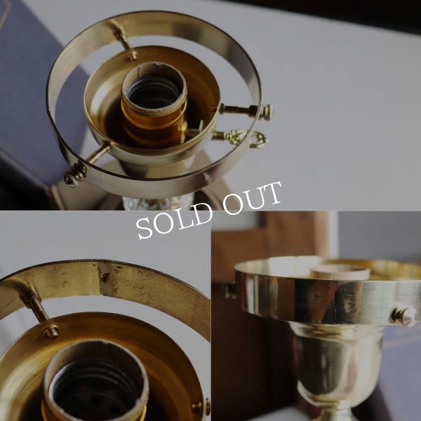 USAヴィンテージマーブルクランベリーのミルクガラスシェードテーブルライト｜アンティーク卓上照明