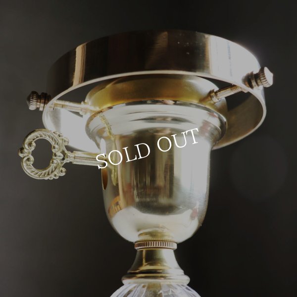 USAヴィンテージマーブルクランベリーのミルクガラスシェードテーブルライト｜アンティーク卓上照明